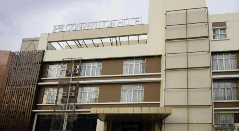 Ipb Convention Hotel Botani Square Bogor Buitenkant foto
